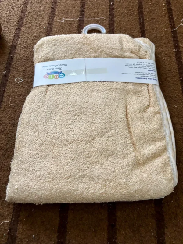 Soft & Absorbent Baby Hooded Towel - Image 3